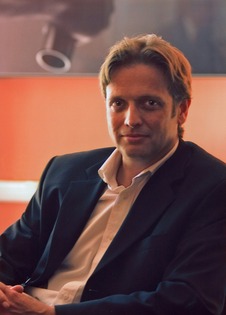 Paul Overy